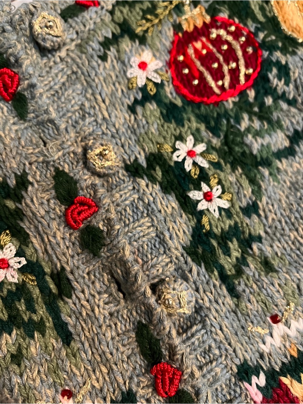 Vintage Tiara Christmas sweater - Picture 3 of 5